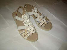 Ladies shoes ‘ softlites ‘