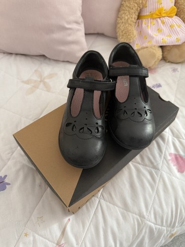 Start rite black - start,