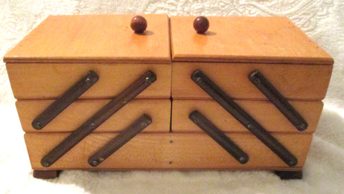 Vintage wooden three - vintage~wooden, three-tiered