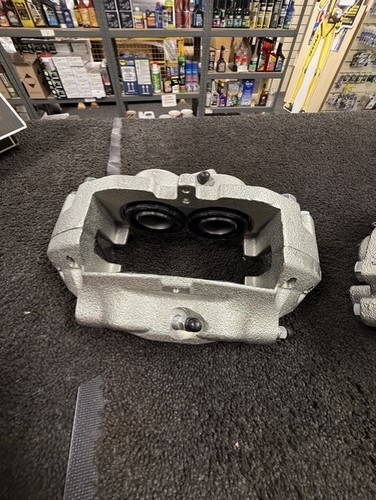 Front brake caliper - front, for