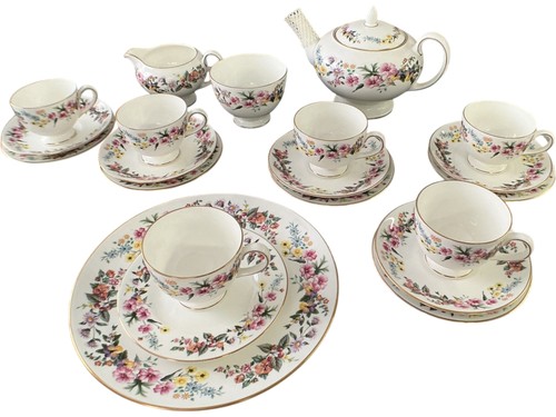 Wedgwood downland bone china - downland,