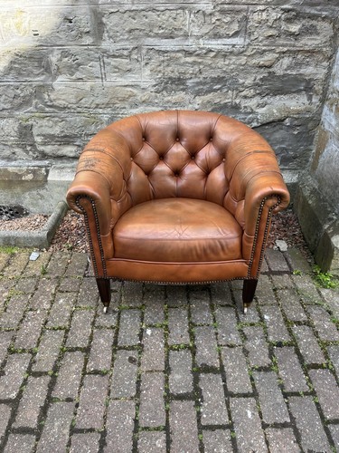 Vintage leather tub chair - a,