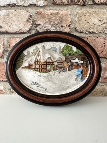 Vintage cottage oval wall - 3d,