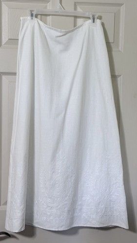 Linen blend white embroidered - blend,