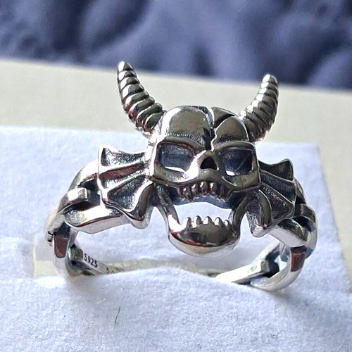 Silver horned skull - skull, band