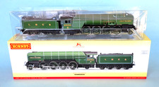 Hornby R3171 'Cock o' the