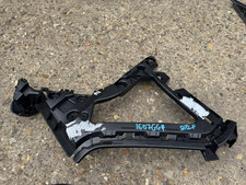 FORD TRANSIT CONNECT (2021) - DRIVER REAR BUMPER CORNER BRACKET DT11-17A881-A