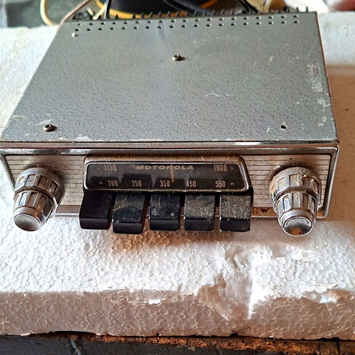 Motorola 818t vintage radio - vintage,