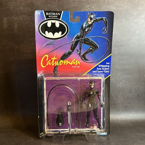 Catwoman whipping arm action - catwoman,