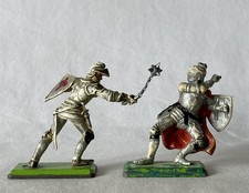 2 Vintage Plastic Toy Soldiers Medieval Knights Britains Deetail 1971 #3843