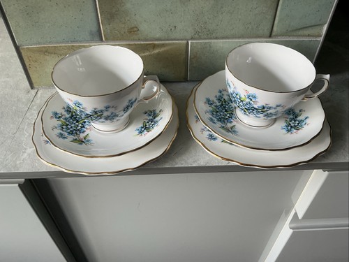 Pair vintage royal vale - pair,