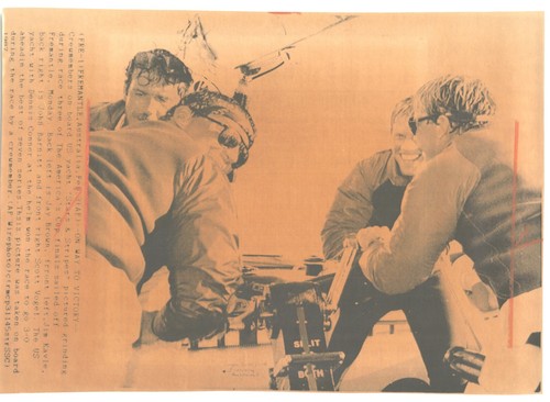 Crewmen sailing yacht - us,
