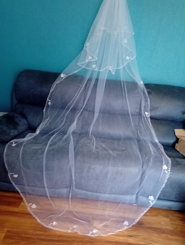 White veil tier chapel - veil, 2