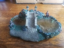 Hawthorn Village Lamplight Bridge Thomas Kinkade &Falbrooke Florist And Artist