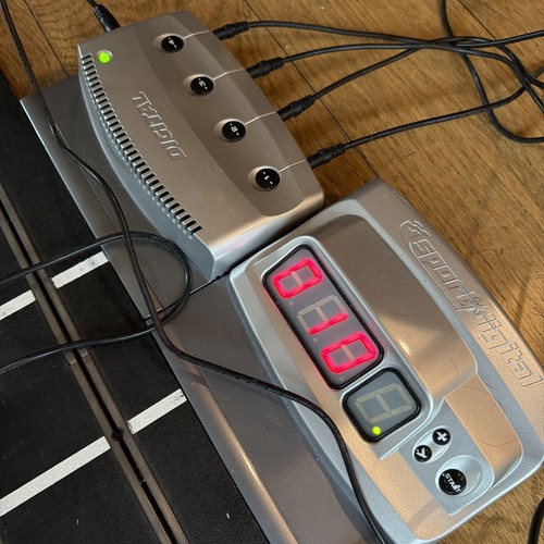 Scalextric digital analogue - &,