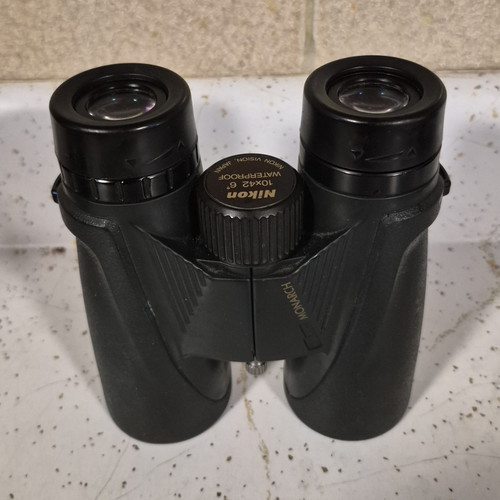 Nikon monarch 10x42 waterproof - nikon,