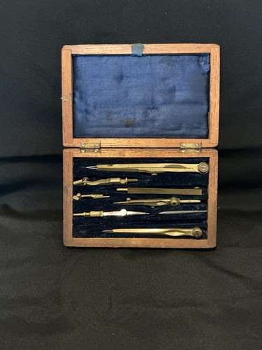 Antique wooden boxed - wooden,