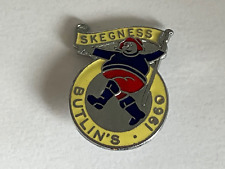 VINTAGE BUTLINS 1960 SKEGNESS ENAMEL PIN BADGE BY W REEVES