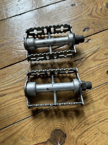 Vintage road bike pedals - road,