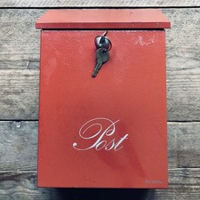 Decayeux Country 4 Letter Post