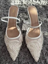 Zara Pointed Embroidered Heel