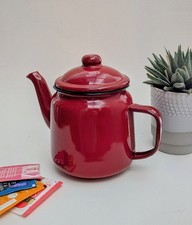 Vintage Retro Red 1.5 Litre