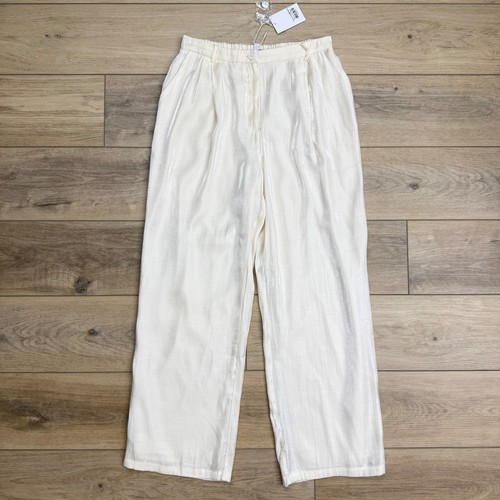 Nwt lucy paris brylie pleated - nwt,