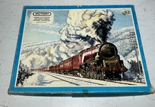 VINTAGE VICTORY HAND CUT