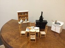 Vintage Dolls House Furniture