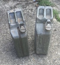 Vintage Pair Of 20 Litre Metal Jerry Can Fuel Petrol Jerrycan Army Military