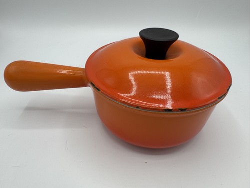 Creuset saucepan with lid - le,