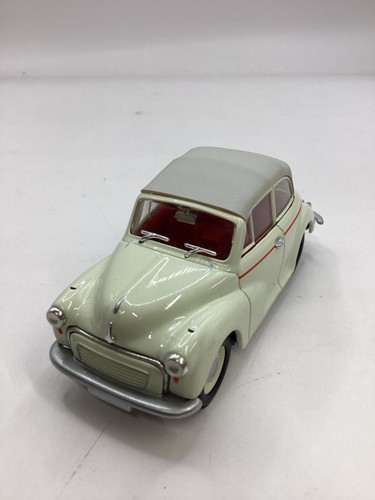 Morris minor convertible - 1:43,