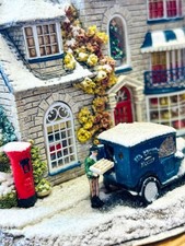 Lilliput Lane CHRISTMAS CAKE SHOP 2001 Limited Edition with Box Deeds