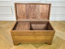 An Antique Style Lightly