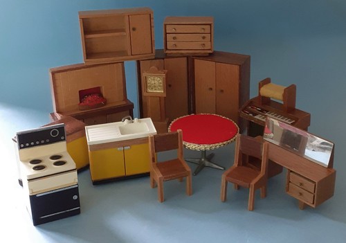 Bundle vintage wooden dolls - bundle,