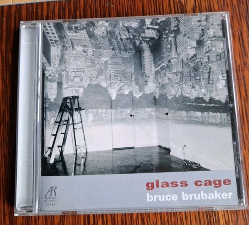 Glass cage bruce - glass,