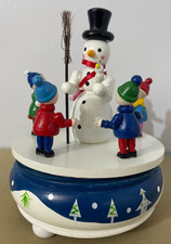Clockwork Christmas Musical Snowman Scene - "Santa Claus is Coming to Town" VGC
