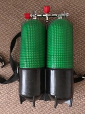 Technisub (Faber) Twinset 9.7L reserve valve, quick release buckle, air in it