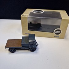 Oxford Diecast 1:76 / OO Gauge RAF Blue AEC Matador Flatbed Lorry Ref 76AEC011