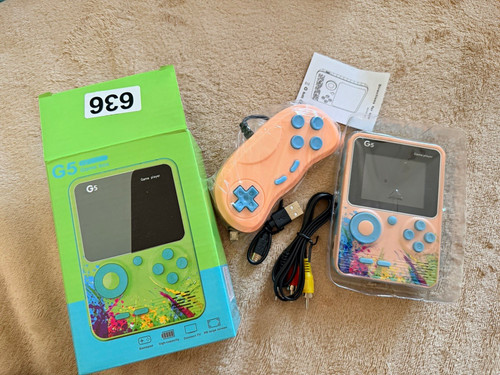 Handheld game console - g5,