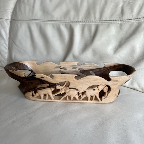 Akamba kenya hand made - akamba, wooden