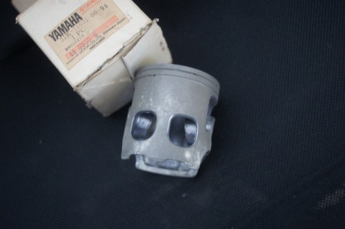 Yamaha rd350 ypvs nos genuine - rd350,