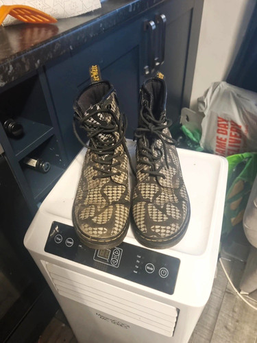 Martens 1460 women s - dr.,