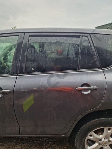 Toyota rav mk3 door - toyota,