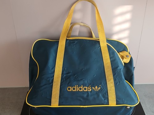 Adidas vintage peter black - vintage,