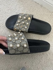 Gucci Sliders - Pearls