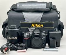 Nikon D7200 DSLR + 18-200mm VR