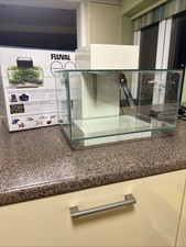 Fluval Edge 23L White Fish