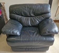 Black Leather Manual Recliner Chair