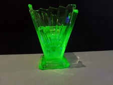 Soweby Uranium Sunray Flower